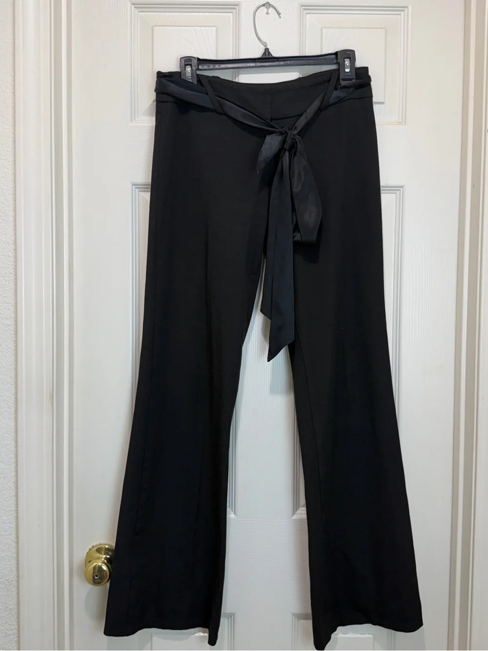 BEBE  mid rise Waist Wide-Leg Tie-Waist Pants sz 2